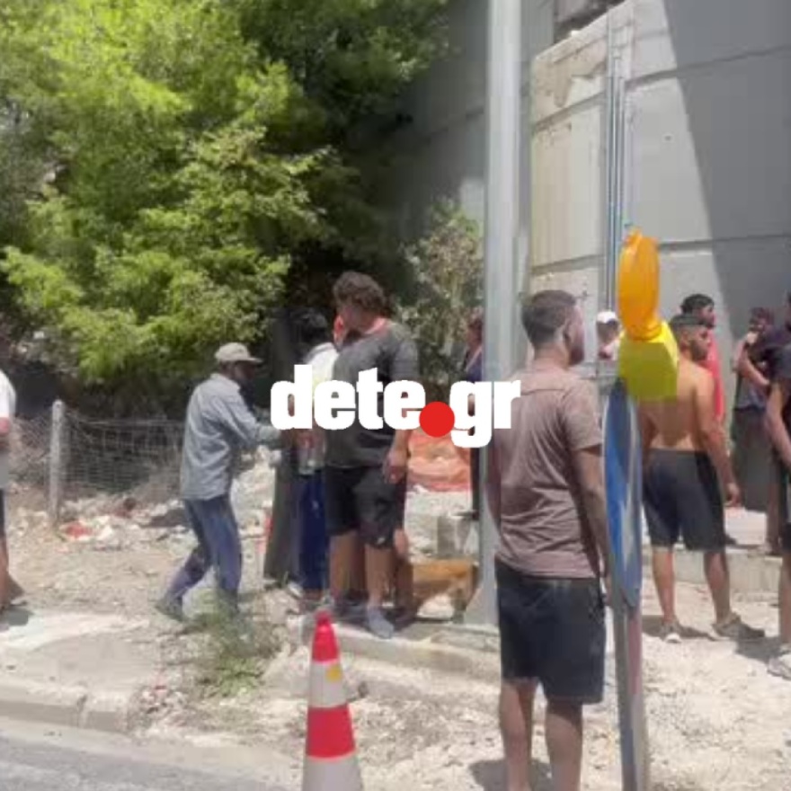 Κατάρρευση γέφυρας στην Πάτρα: «Βγάζαμε κάτι παλιοσίδερα και έπεσε πάνω μας» λέει αυτόπτης μάρτυρας – Δείτε βίντεο