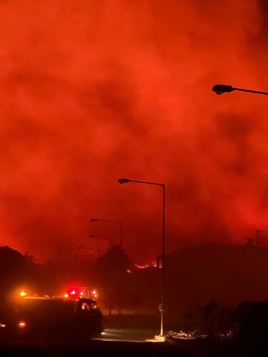 Φωτιά στη Ρόδο: Νέο μήνυμα από 112 για εκκένωση σε Μάσαρη, Μαλώνα και Χαράκι
