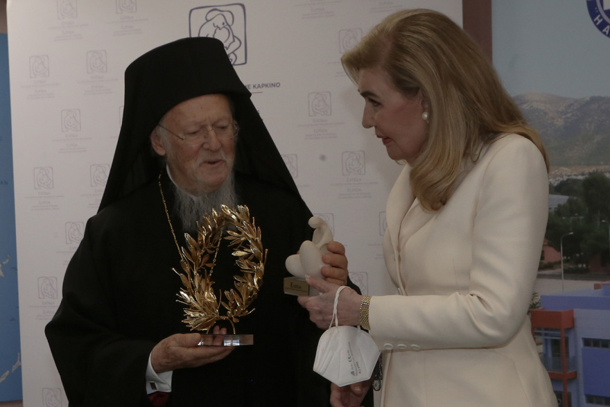 Η ζωή και το μεγάλο έργο της Μαριάννας Βαρδινογιάννη