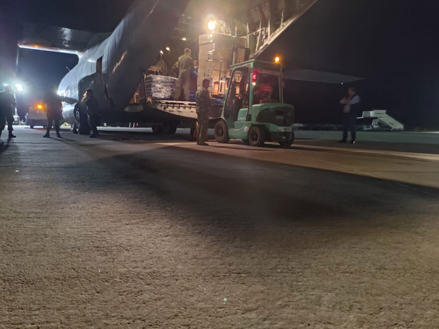 Φωτιά στη Ρόδο: Η μεγάλη επιχείρηση στήριξης των πυρόπληκτων - Ομαλοποιείται η κατάσταση στο αεροδρόμιο