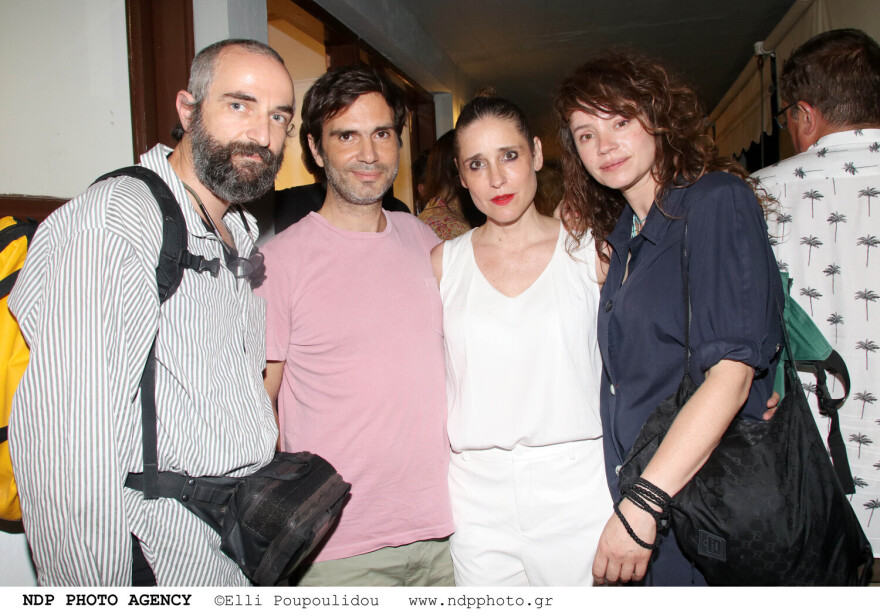 Άρης Σερβετάλης: Στην Επίδαυρο με τη σύζυγό του Έφη Μπίρμπα