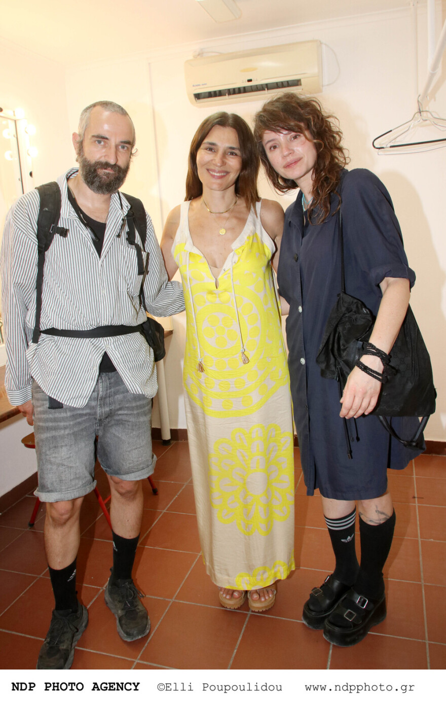 Άρης Σερβετάλης: Στην Επίδαυρο με τη σύζυγό του Έφη Μπίρμπα