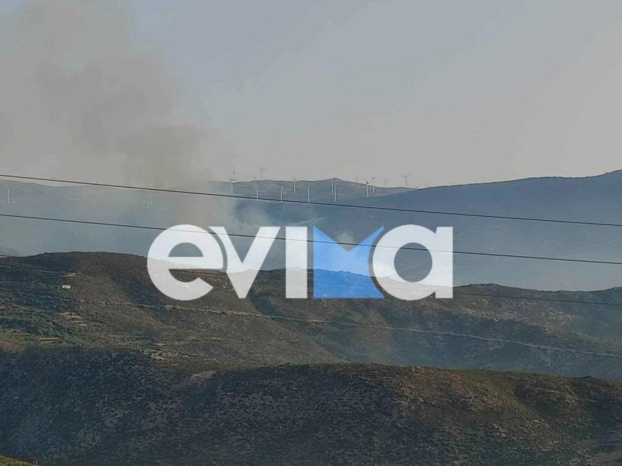 Μεγάλη αναζωπύρωση στο Βάτι της Ρόδου - Κοντά σε Πλατανιστό και Ποτάμι η φωτιά στην Κάρυστο