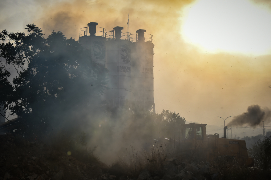Μαγνησία: Χωρίς νερό και ρεύμα περιοχές του Βόλου - Τρεις τραυματίες μεταφέρθηκαν από την εθνική οδό στο νοσοκομείο