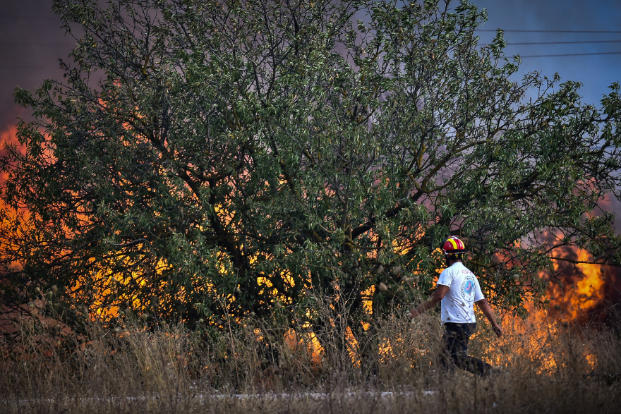 Μαγνησία: Χωρίς νερό και ρεύμα περιοχές του Βόλου - Τρεις τραυματίες μεταφέρθηκαν από την εθνική οδό στο νοσοκομείο