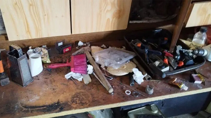 Τεκτονική Στοά: Μέσα στο «παρασκευαστήριο» εκρηκτικών του βομβιστή της Τεκτονικής Στοάς - Δείτε φωτογραφίες