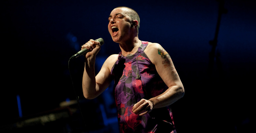 Σινέντ Ο' Κόνορ: Η τραγική ηρωίδα της σύγχρονης μουσικής που έφυγε στα 56 της