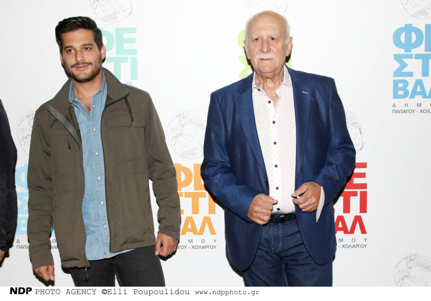 Φοίβος Παπαδάκης για τον πατέρα του: «Ποιος να συγκριθεί μαζί του;»