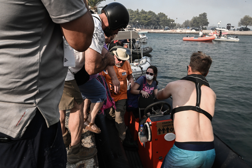 Νέα Αγχίαλος: Πώς το παγκόσμιο πρωτάθλημα ιστιοπλοΐας στον Βόλο βοήθησε στην εκκένωση μετά τις εκρήξεις