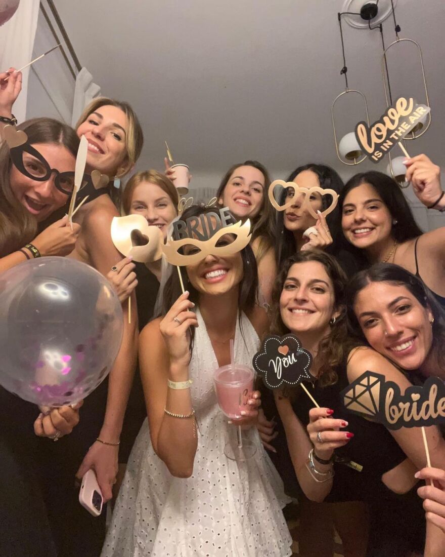 Stan: Ετοιμάζεται να παντρευτεί την αγαπημένη του