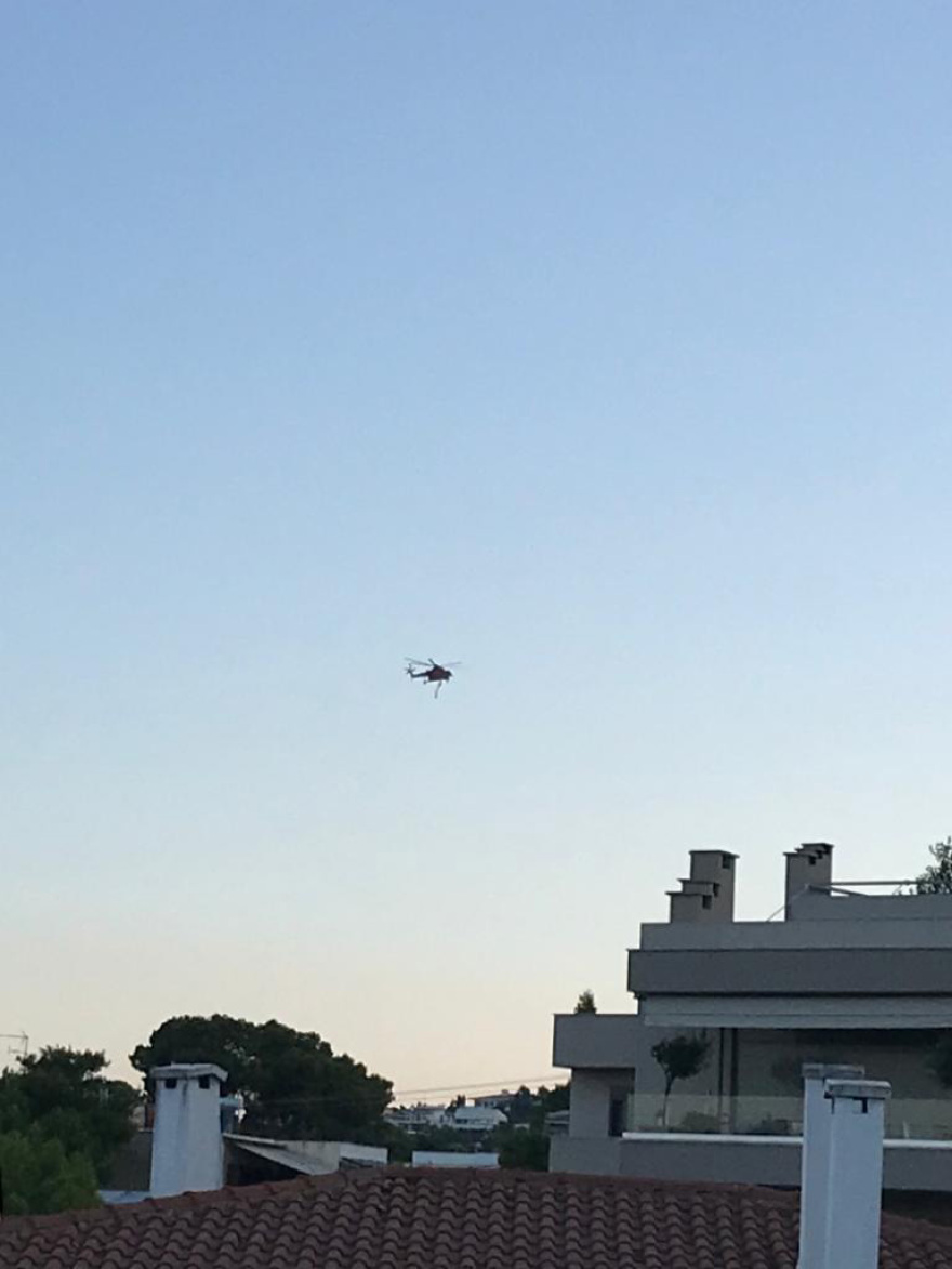 Υπό έλεγχο η φωτιά στην Κηφισιά - Δείτε βίντεο