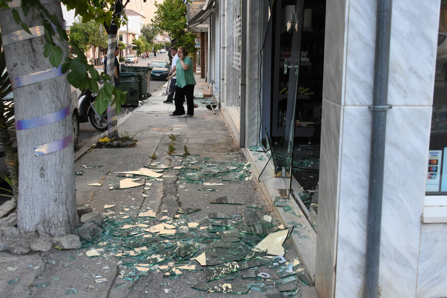 Νέες εικόνες καταστροφής από την έκρηξη στην αποθήκη πυρομαχικών στη Νέα Αγχίαλο