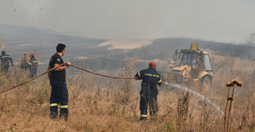 Χωρίς ενεργό μέτωπο η φωτιά στη Μαγνησία - Μικρές εστίες σε Άγιο Γεώργιο, Μάραθο και Κριθάρια