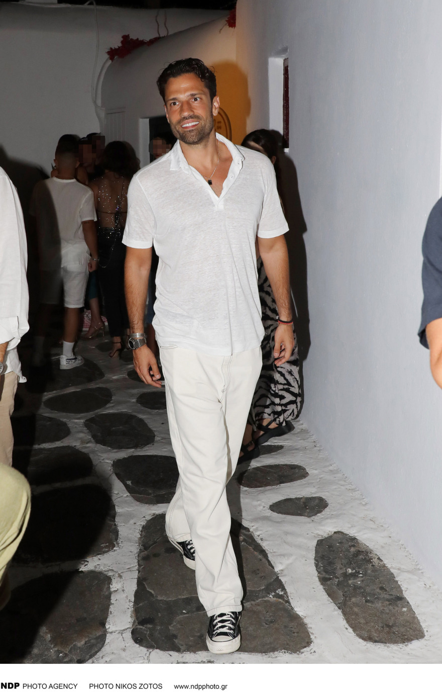 Κωνσταντίνος Αργυρός: Έκανε βόλτες στα σοκάκια της Μυκόνου