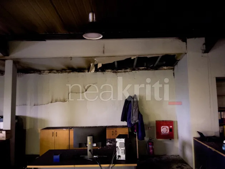 Κρήτη: Σημαντικές υλικές ζημιές από τη φωτιά στο πιεστήριο τοπικής εφημερίδας