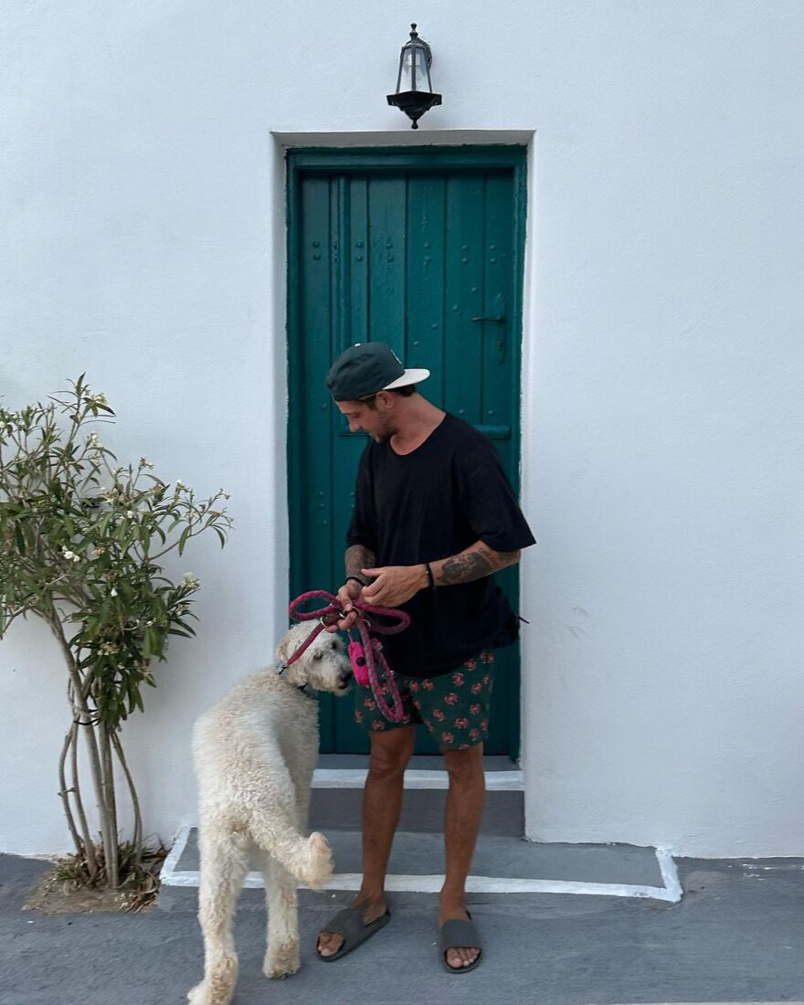 Ηλίας Μπόγδανος – Αλεξάνδρα Εξαρχοπούλου: Απολαμβάνουν τις διακοπές τους στα ελληνικά νησιά