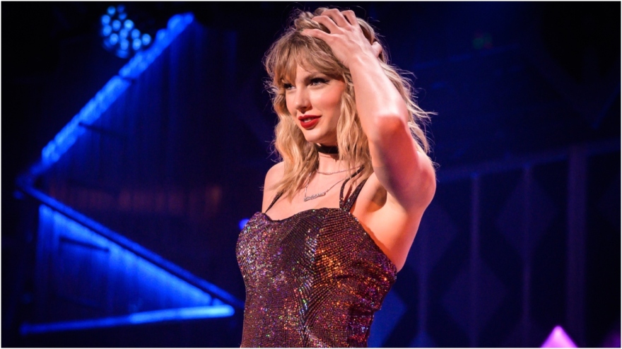 Τέιλορ Σουίφτ: Πώς η ποπ σταρ τόνωσε την οικονομία της Αμερικής με μια περιοδεία
