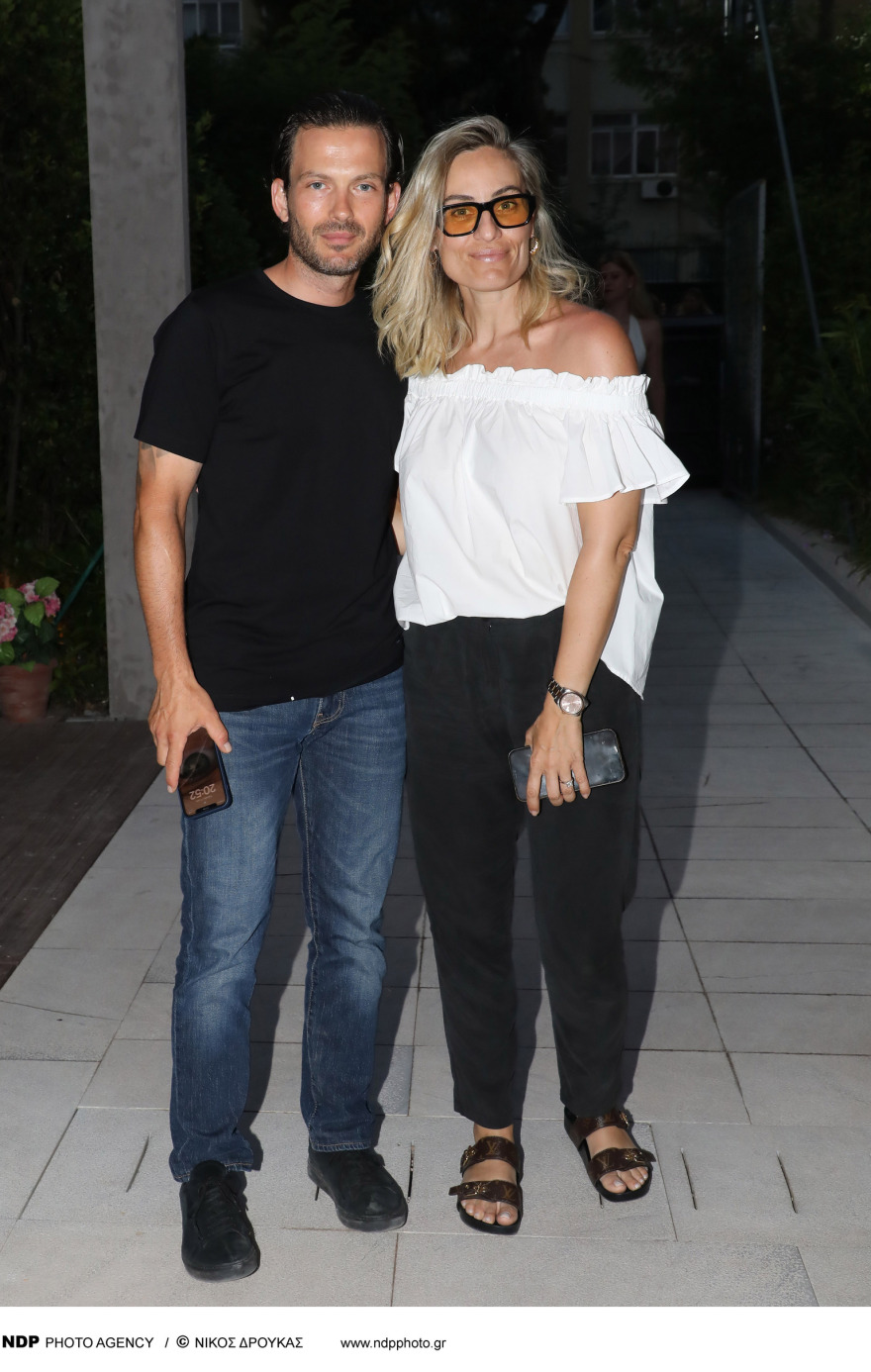 Ελεονώρα Μελέτη: Σε βραδινή έξοδο με τον σύζυγό της, Θοδωρή Μαροσούλη