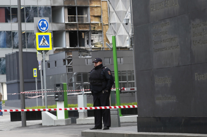 Οι Ρώσοι «δείχνουν» τους Ουκρανούς για την επίθεση με drone - Χτυπήθηκε κτήριο που στεγάζει υπηρεσίες υπουργείων