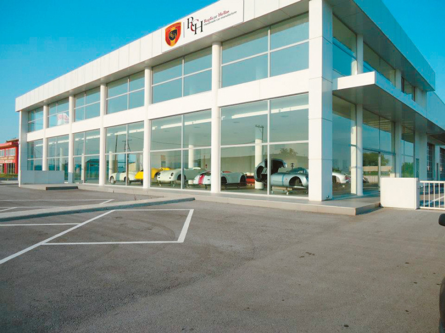 Χειροποίητες ρέπλικες θρυλικών Porsche made in Greece