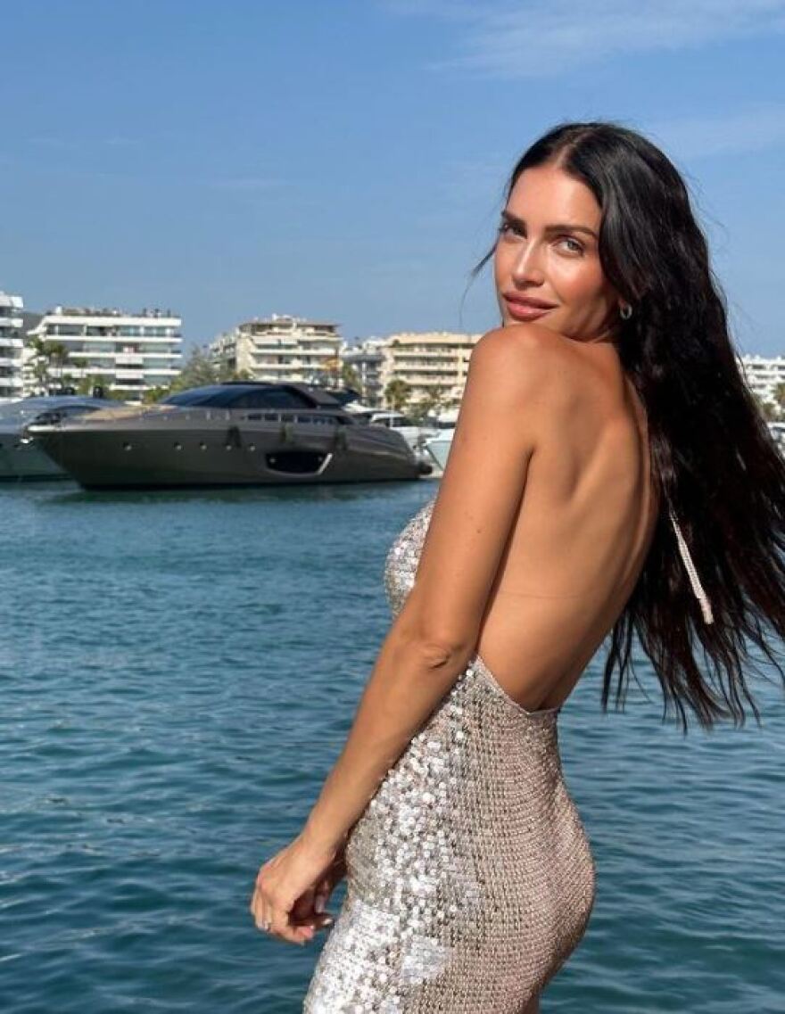 Γουάντα Νάρα: Την κερδίζει στα σημεία η «καυτή» αδελφή της Ζάιρα - Δείτε βίντεο και φωτογραφίες 