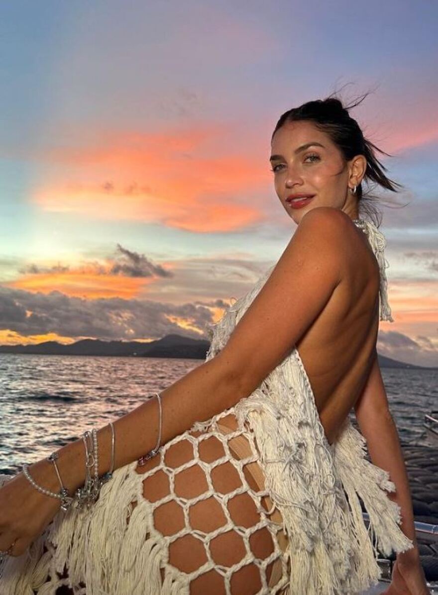 Γουάντα Νάρα: Την κερδίζει στα σημεία η «καυτή» αδελφή της Ζάιρα - Δείτε βίντεο και φωτογραφίες 