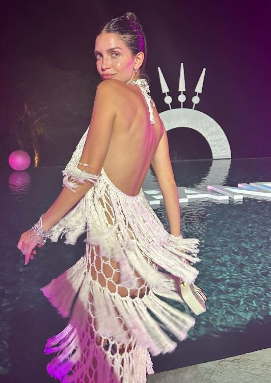 Γουάντα Νάρα: Την κερδίζει στα σημεία η «καυτή» αδελφή της Ζάιρα - Δείτε βίντεο και φωτογραφίες 