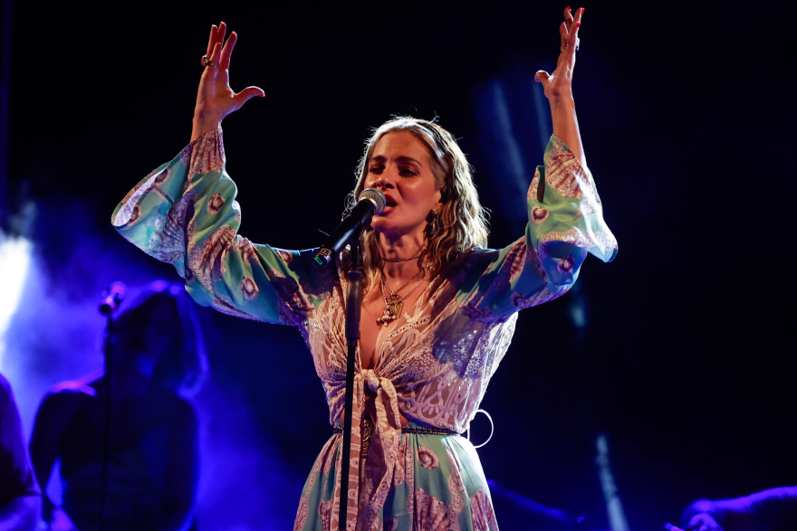 Νατάσσα Μποφίλιου: Φωτογραφίες από τη συναυλία της στην Κέρκυρα