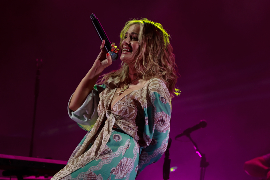 Νατάσσα Μποφίλιου: Φωτογραφίες από τη συναυλία της στην Κέρκυρα