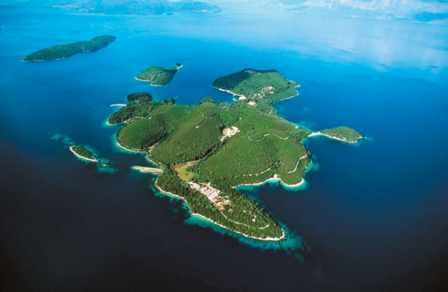 Αθηνά Ωνάση: Πουλάει τα ακίνητα, «εξαφανίστηκε», είναι και έγκυος;