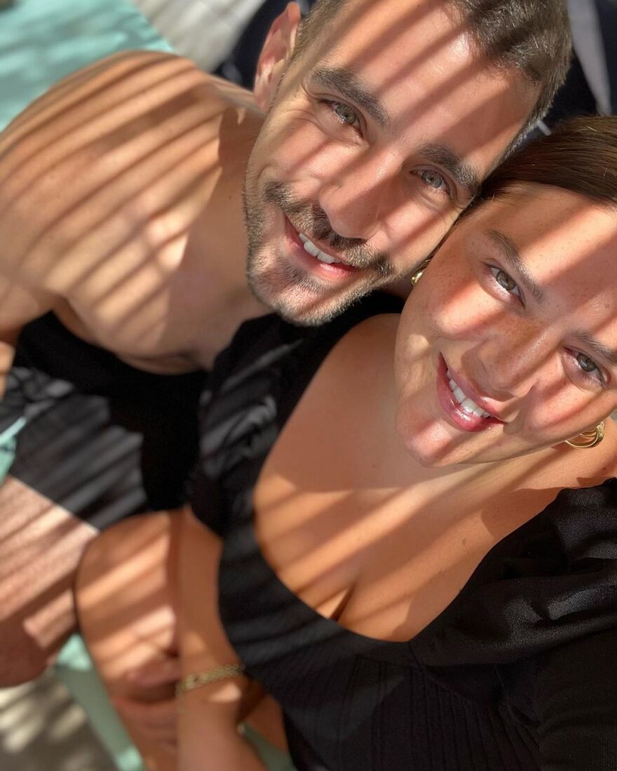 Δανάη Μπάρκα: Εύχεται «καλό μήνα» από τις Κιτριές Μεσσηνίας - Δείτε φωτογραφίες