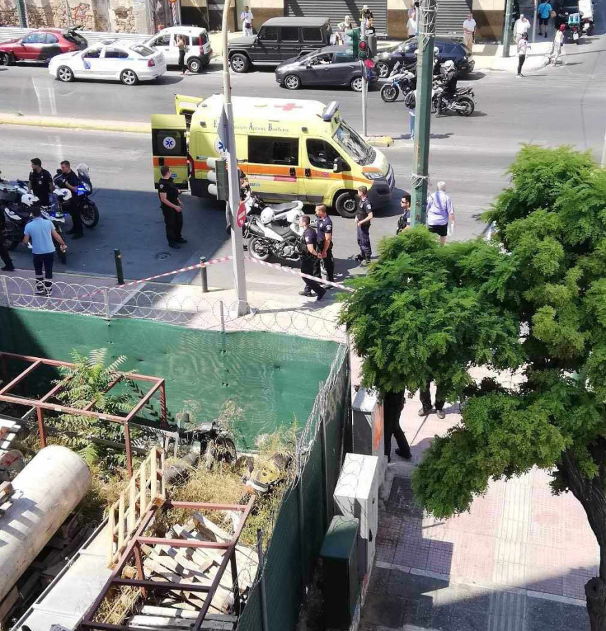 Αιματηρή συμπλοκή στον Κολωνό - Ένας τραυματίας έπειτα από πυροβολισμούς