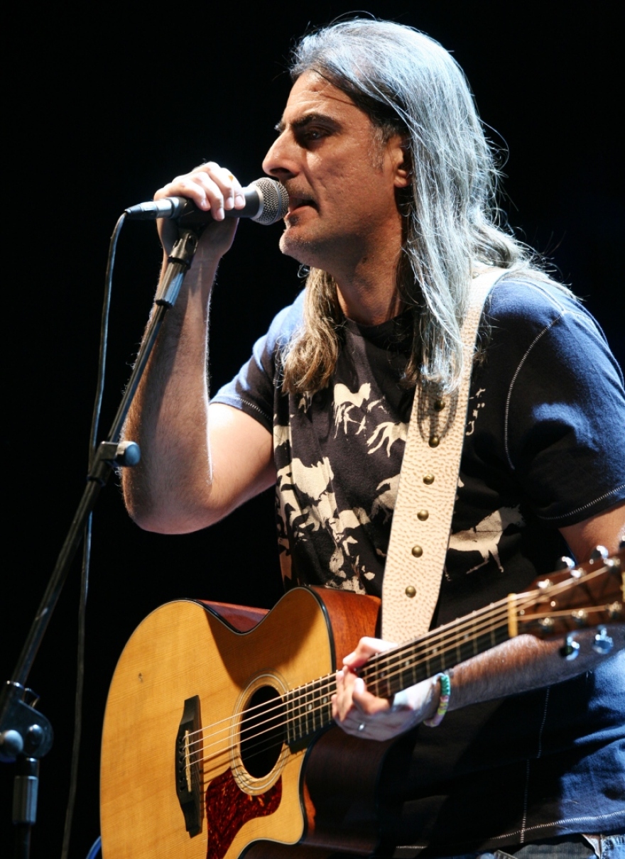 Σινέντ Ο' Κόνορ: Όταν είχε τραγουδήσει στην Αθήνα το 2009 - Δείτε βίντεο και φωτογραφίες