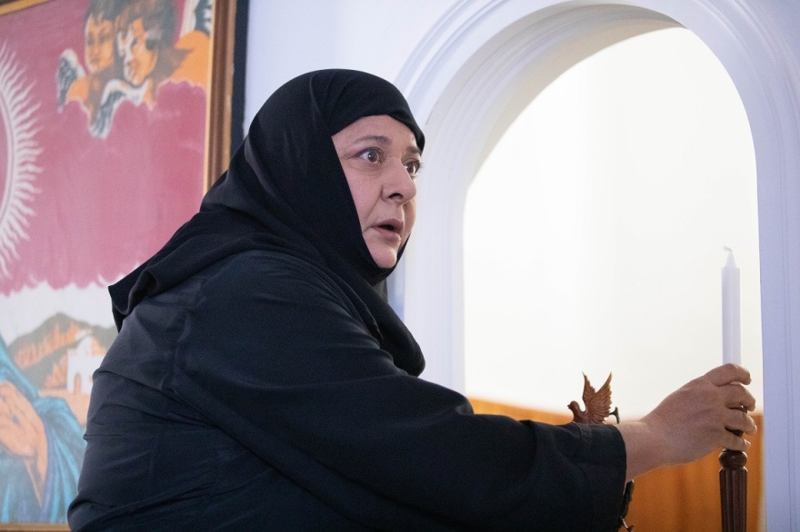 Φόνοι στο Καμπαναριό: Ξεκίνησαν τα γυρίσματα της νέας κωμικής σειράς - Δείτε φωτογραφίες