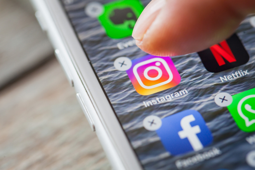 Facebook και Instagram: Πώς τα social media επηρεάζουν τη ζωή και τις σκέψεις μας