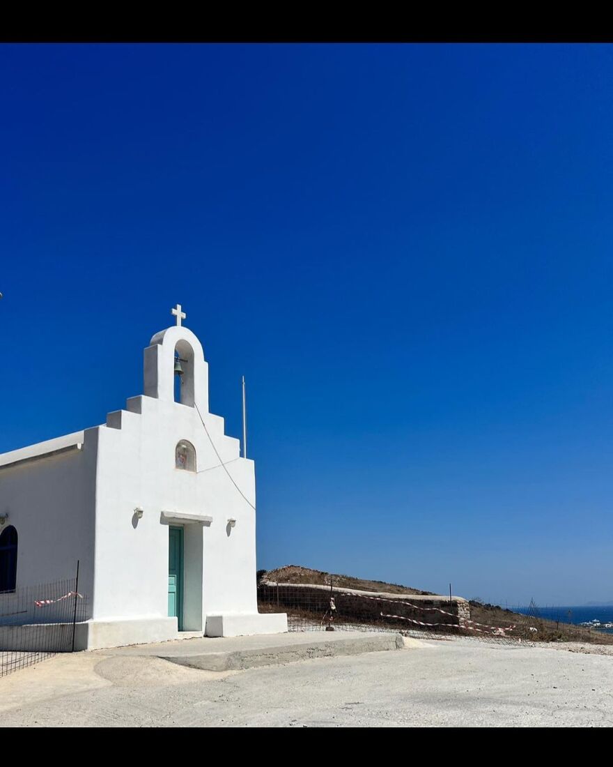 Σάσα Μπάρον Κοέν: Ο «Μπόρατ» ενθουσιάστηκε με την Ελλάδα - Οι φωτογραφίες από την Αντίπαρο