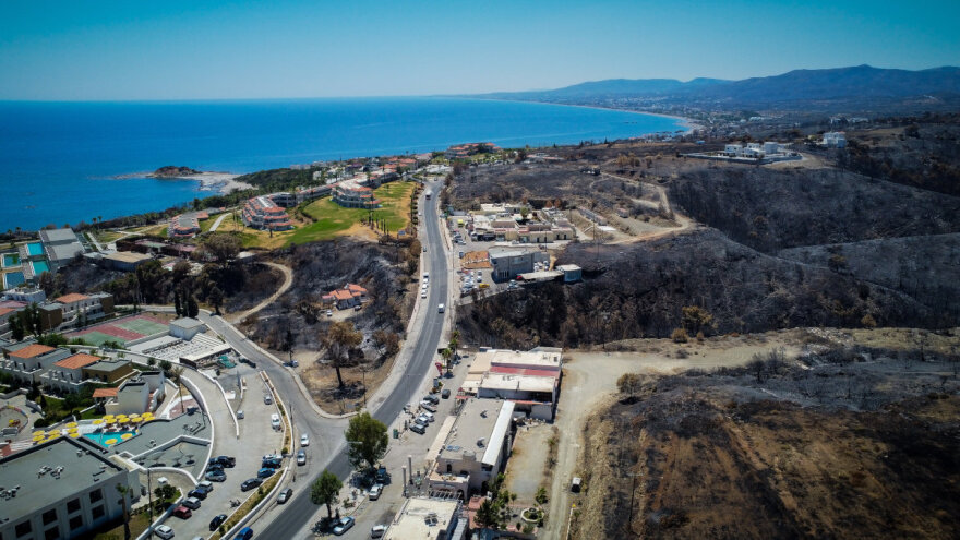 Φωτιά στη Ρόδο: Drone δείχνει την καταστροφή στο νησί μετά την πυρκαγιά - Δείτε φωτογραφίες