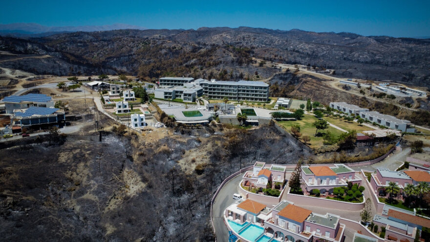 Φωτιά στη Ρόδο: Drone δείχνει την καταστροφή στο νησί μετά την πυρκαγιά - Δείτε φωτογραφίες