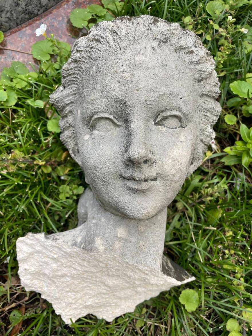 Ιταλία: Γερμανοί influencers κατέστρεψαν άγαλμα 150 ετών