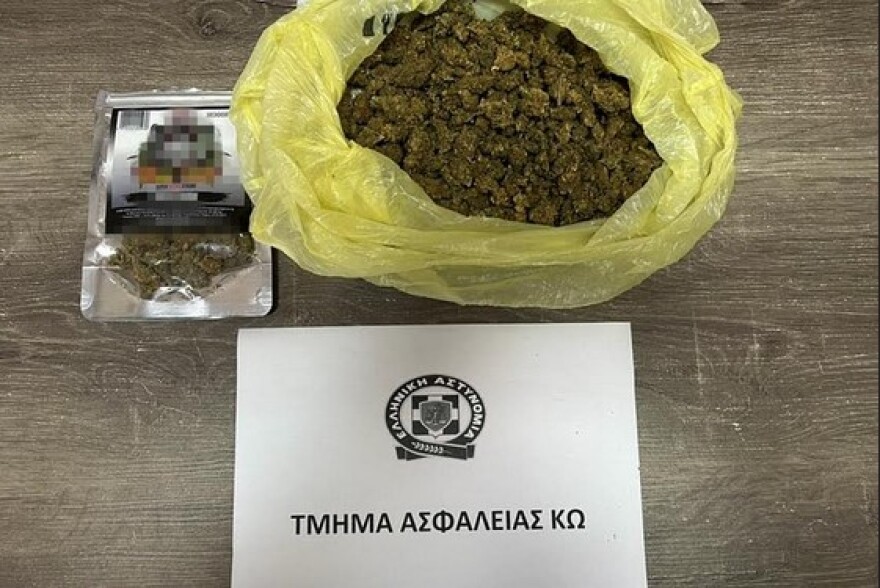 Κως: Έχτισαν το σπίτι τους με... αρχαιότητες