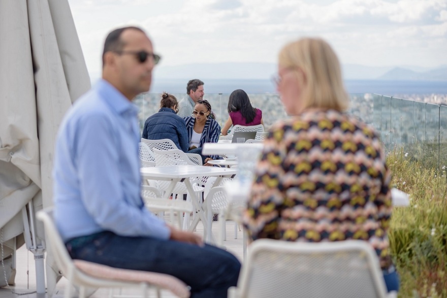 Athens Film Office: Κάλεσμα σε σεναριογράφους για το Διεθνές Εργαστήριο Ανάπτυξης Σεναρίου «The Owl»