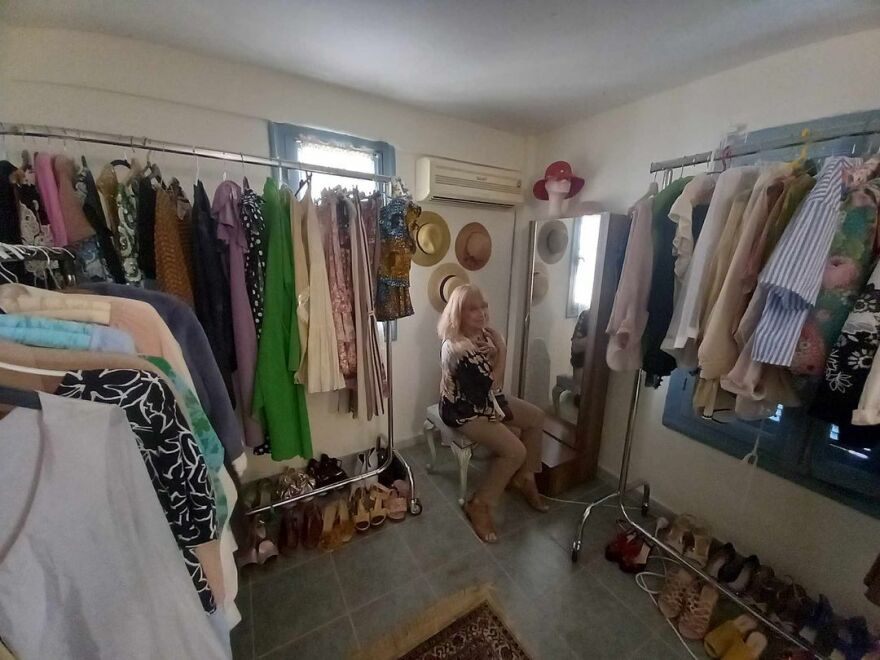 Άννα Φόνσου: Μετακόμισε αφού εκκενώθηκε η πολυκατοικία της - Φωτογραφίες από το νέο της σπίτι 