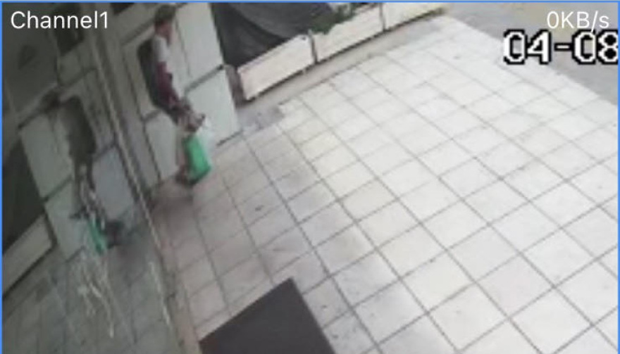 Χανιά: Ημίγυμνος διαρρήκτης «χτύπησε» on camera τρία γραφεία 