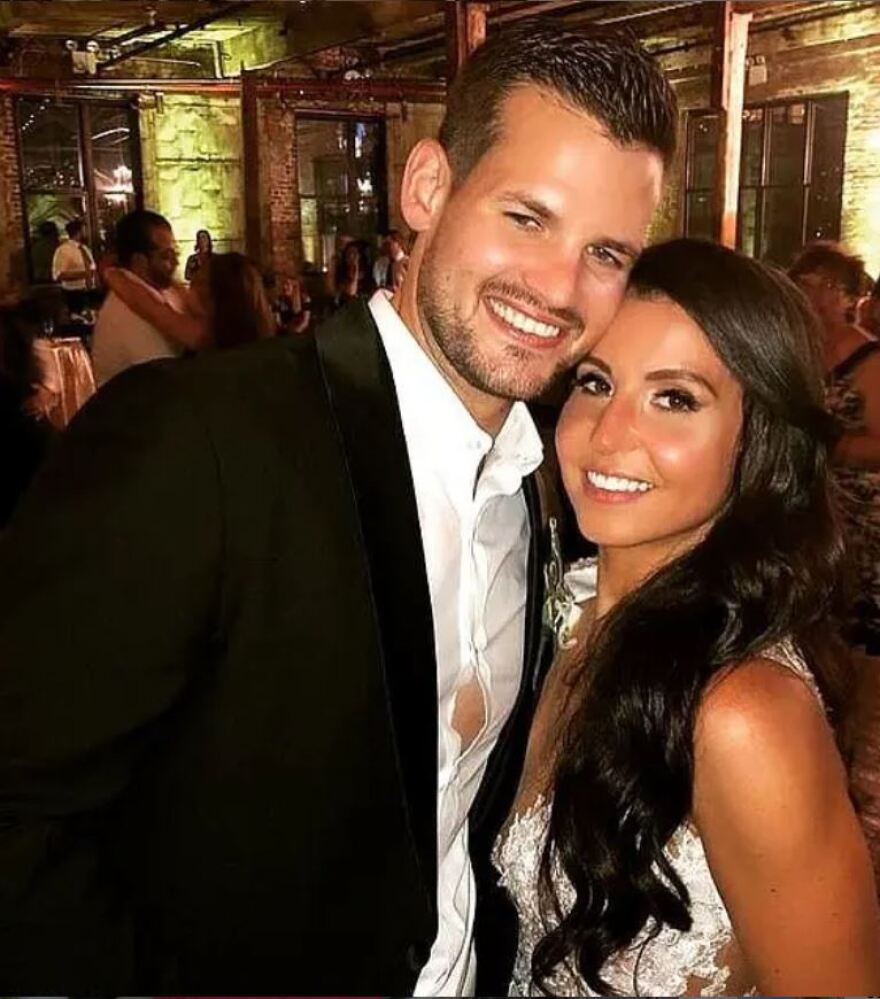 Νέα Υόρκη: Οι γονείς της ογκολόγου ήταν στο σπίτι όταν πυροβόλησε το μωρό της και μετά αυτοκτόνησε