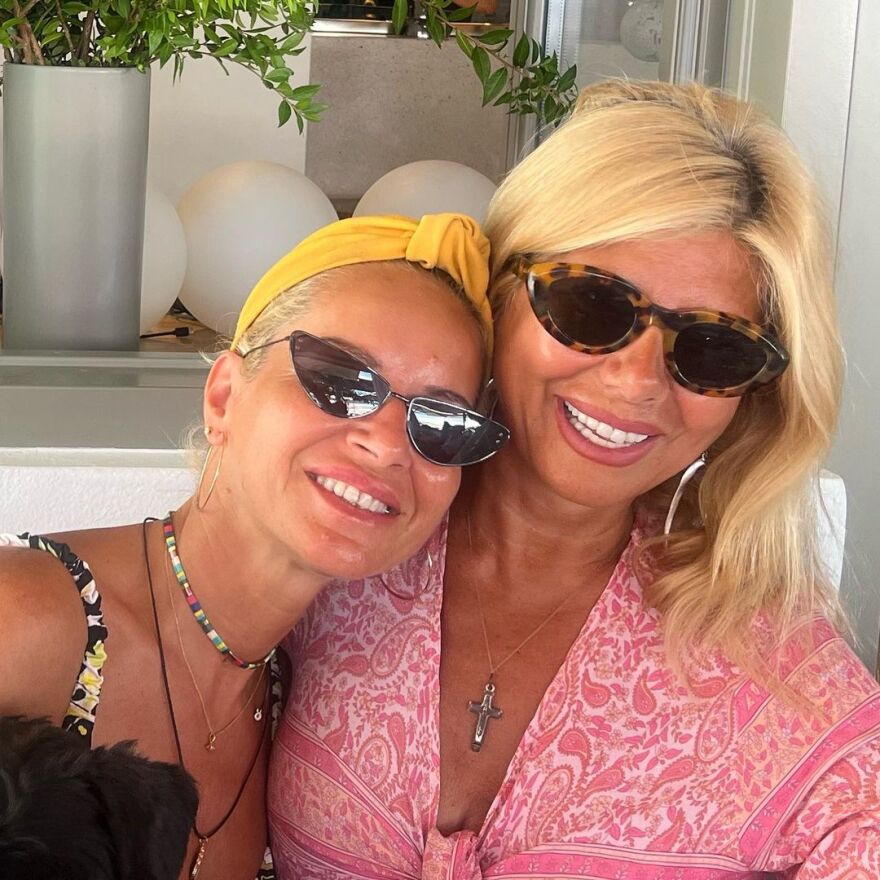 Ζήνα Κουτσελίνη: Συνάντησε τη Μαρία Μπεκατώρου στην Πάρο - «Φίλες μέχρι το τέλος»