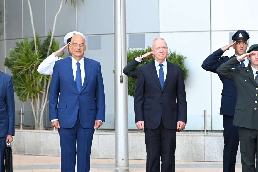 Δένδιας από το Ισραήλ: Η Ελλάδα «είναι εναντίον σε κάθε προσπάθεια αλλαγής συνόρων μέσω της χρήσης βίας»