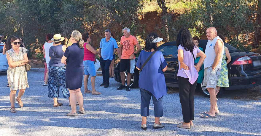 Θεσσαλονίκη: Διαμαρτυρία κατοίκων ενάντια στην κοπή δέντρων για το Flyover στα Κωνσταντινοπολίτικα