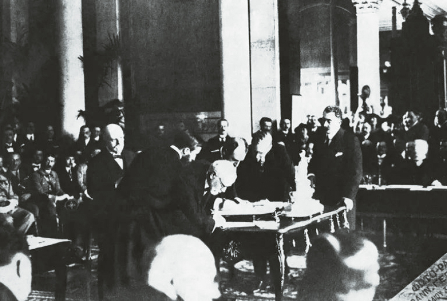 Ίωνας Δραγούμης: Η δολοφονία του και πώς τα fake news άναψαν τον διχασμό