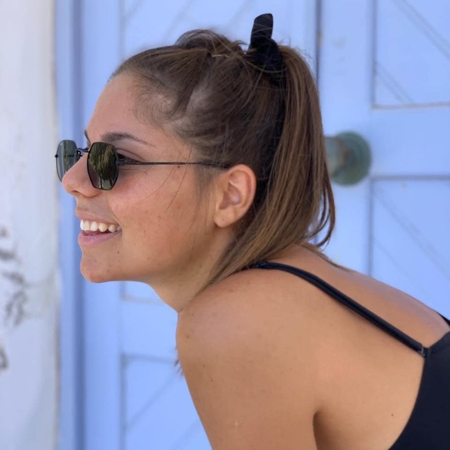 Ρόδος: «Πάγωσαν» οι φίλοι της 24χρονης Κωνσταντίνας όταν την είδαν να καταρρέει πάνω στο πιάνο την ώρα που έπαιζε