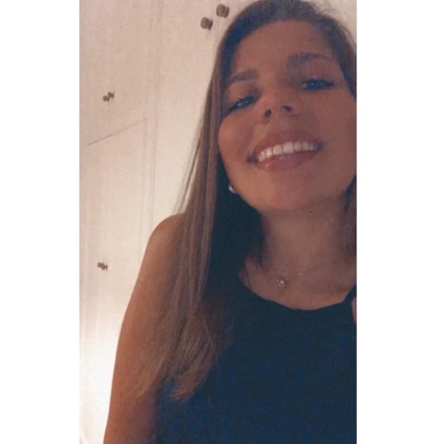 Ρόδος: «Πάγωσαν» οι φίλοι της 24χρονης Κωνσταντίνας όταν την είδαν να καταρρέει πάνω στο πιάνο την ώρα που έπαιζε